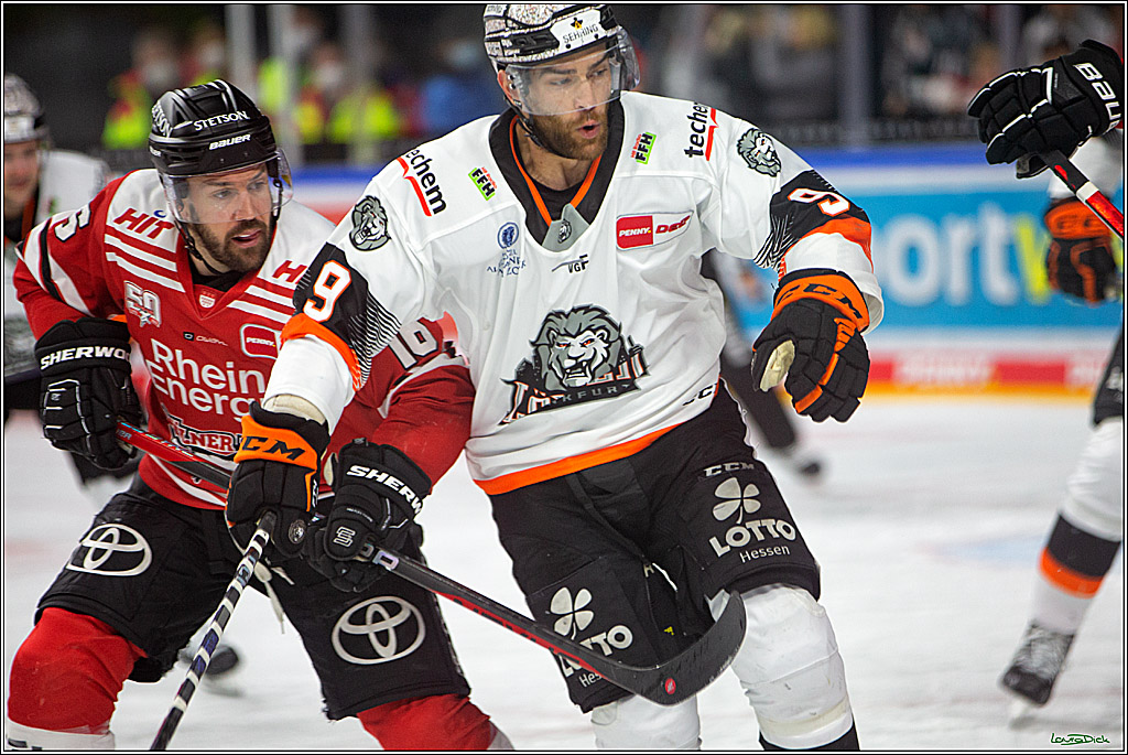 PENNY DEL; Koelner Haie- Loewen Frankfurt; Koeln, 18.12.2022